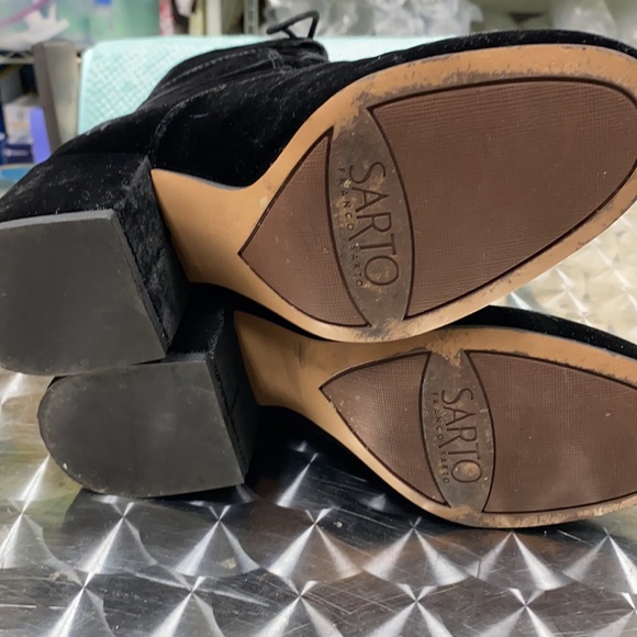 Franco Sarto Aldrich Black Velvet Bootie - Picture 5 of 5